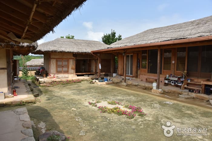 Ga Gyeong Jae (가경재)