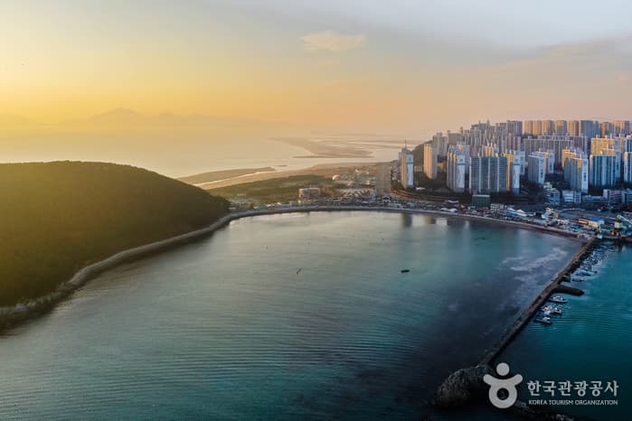 Morundae-gil Trail [Haean Nuri-gil] (해안누리길 몰운대길)