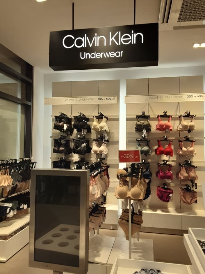 PVH CK Underwear - Lotte Paju Branch [Tax Refund Shop] (PVH CK언더웨어 롯데파주)