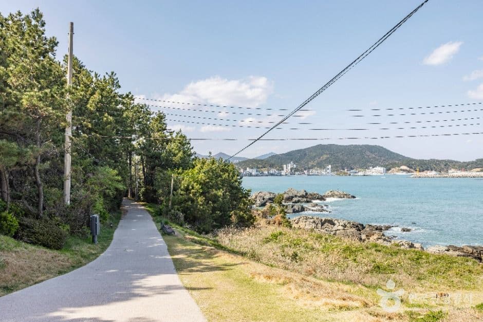 Osiria Coastal Walk (오시리아 해안산책로)