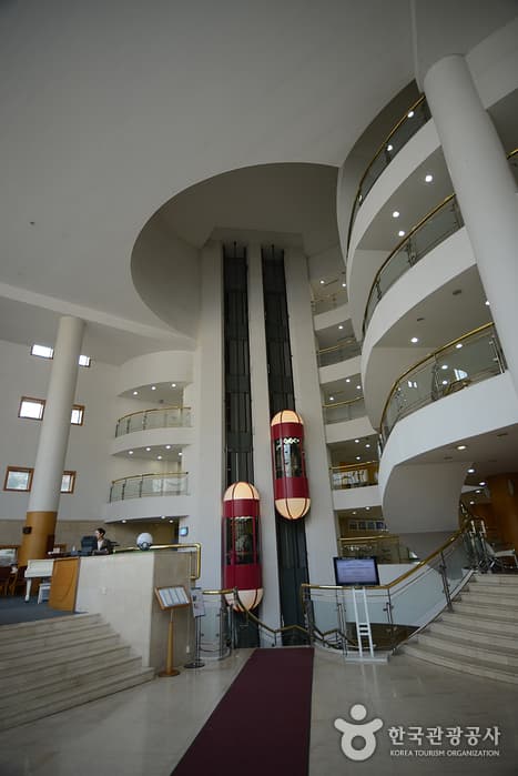 Hanwha Resort Sanjeong Lake (한화리조트 산정호수)