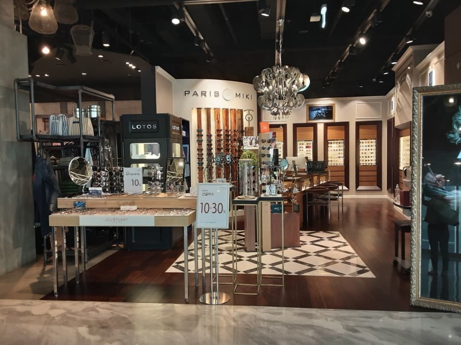 Paris Miki - Lotte Avenuel Jamsil Branch [Tax Refund Shop] (파리미키 에비뉴엘잠실)