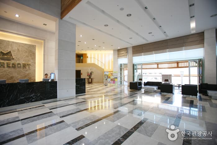 STX Resort (STX리조트)