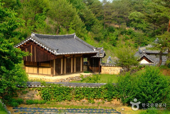Jirye Arts Village (지례예술촌)