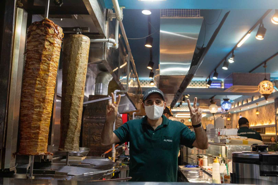 Itaewon Shopping Street (이태원 쇼핑거리)