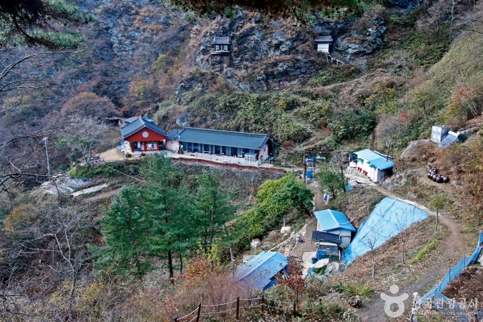 Gujeolsa Temple (구절사)