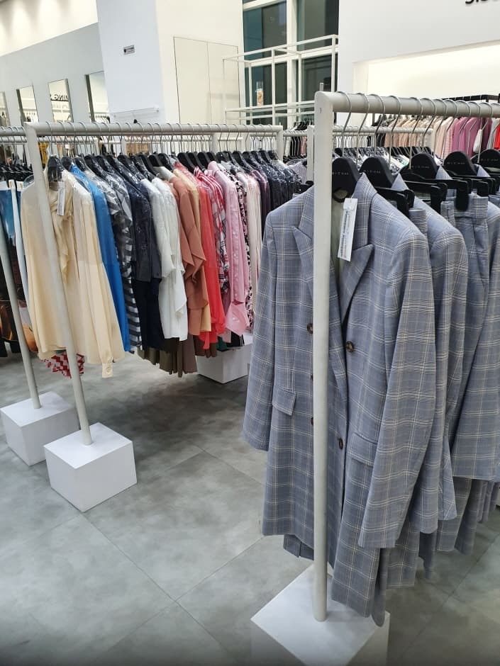 Michaa - Lotte Factory Gasan Branch [Tax Refund Shop] (미샤 롯데팩토리 가산)