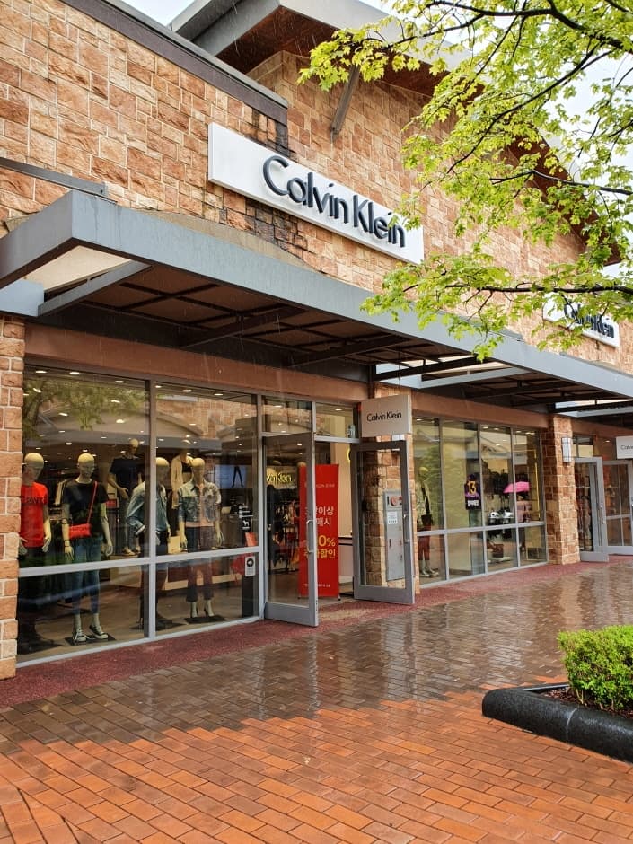 PVH CK Jean - Shinsegae Yeoju Branch [Tax Refund Shop] (PVH CK진 신세계여주)