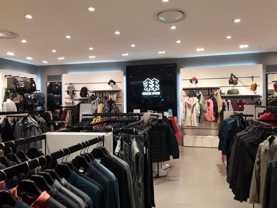 Kolon Sport - Lotte Cheongju Branch [Tax Refund Shop] (코오롱스포츠 롯데청주)