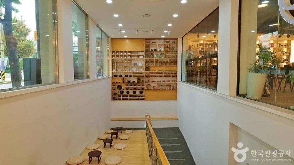 The Sool Gallery (전통주갤러리)