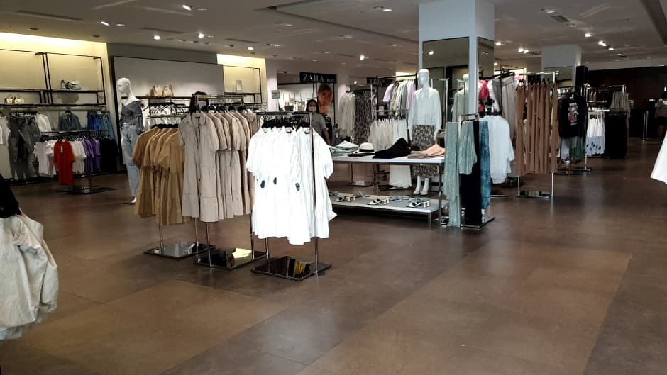 Zara - Lotte Daegu Bongmu Branch [Tax Refund Shop] (자라 롯데 봉무점)