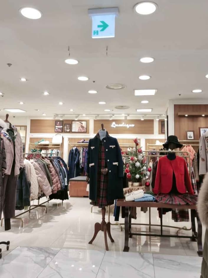 Bucolique - Newcore Pyeongchon Branch [Tax Refund Shop] (비꼴리끄 뉴코아 평촌)