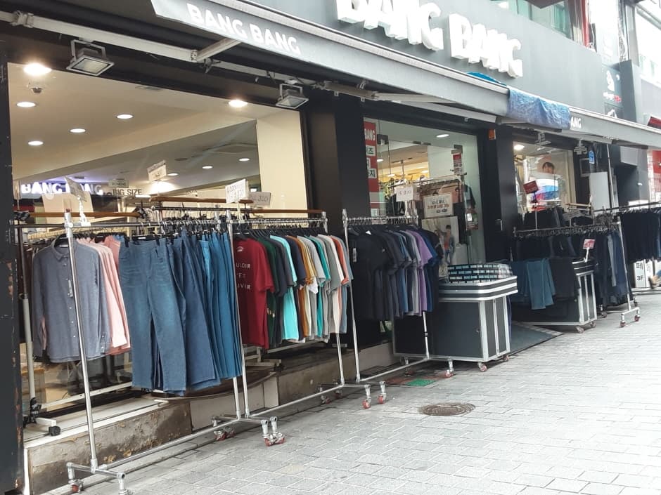 Bang Bang - Chuncheon Branch [Tax Refund Shop] (뱅뱅어패럴 춘천점)