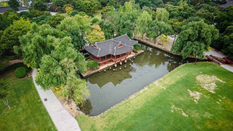 Gwanghalluwon Garden (광한루원)