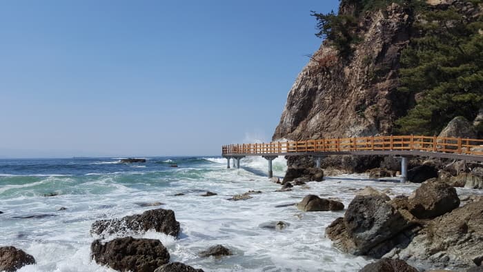 Homibando Peninsula Coastal Trail (호미반도 해안둘레길)