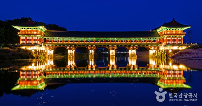 Woljeonggyo Bridge (월정교)