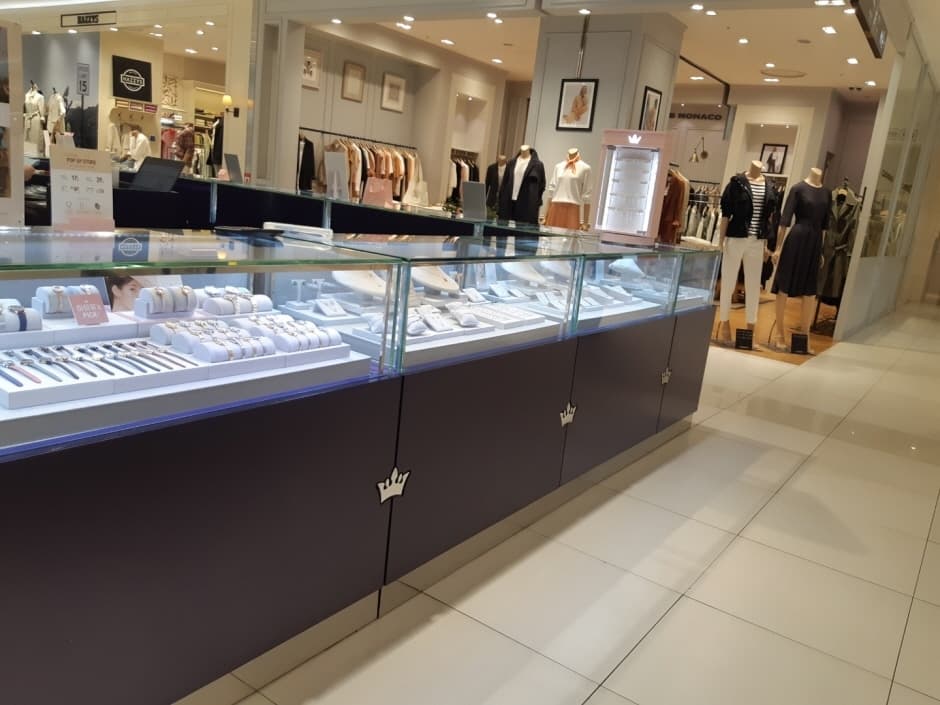 J.Estina - Lotte Pyeongchon Branch [Tax Refund Shop] (제이에스티나 롯데 평촌점)