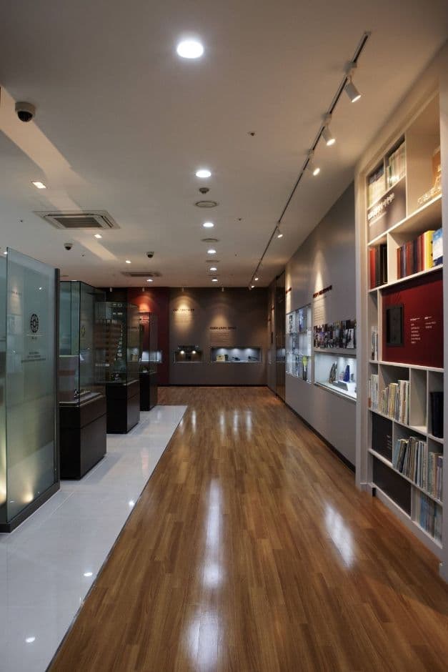 Kwangju Bank Museum (KJB금융박물관 (광주은행 금융박물관))
