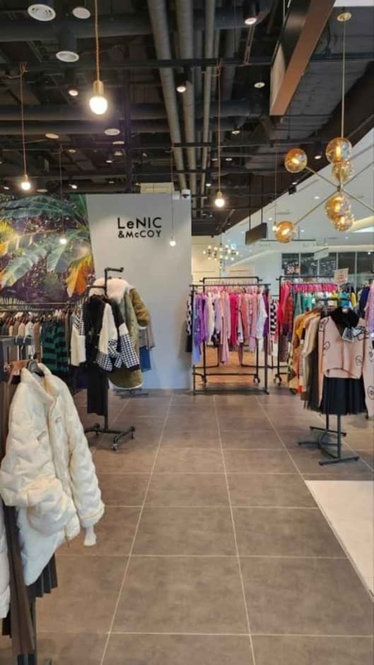 LeNIC & McCOY [Tax Refund Shop] (르니앤맥코이)