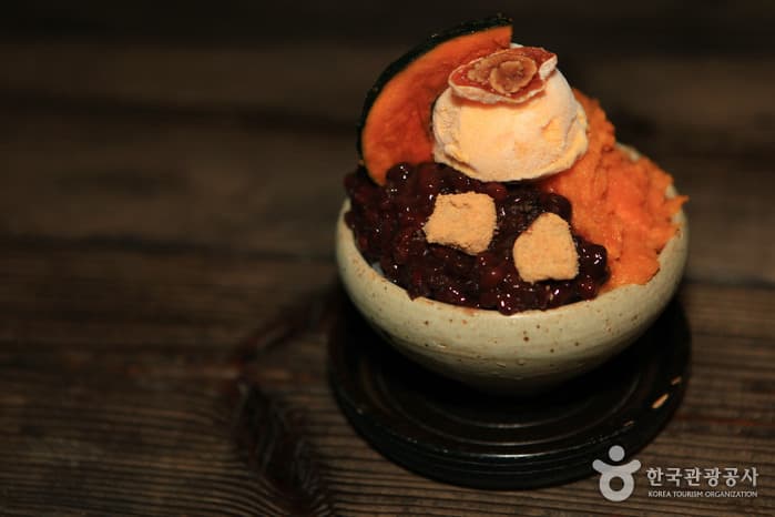 Sooyeon Sanbang (수연산방)