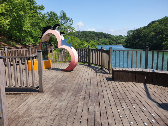 Seonam Lake Park (선암호수공원)