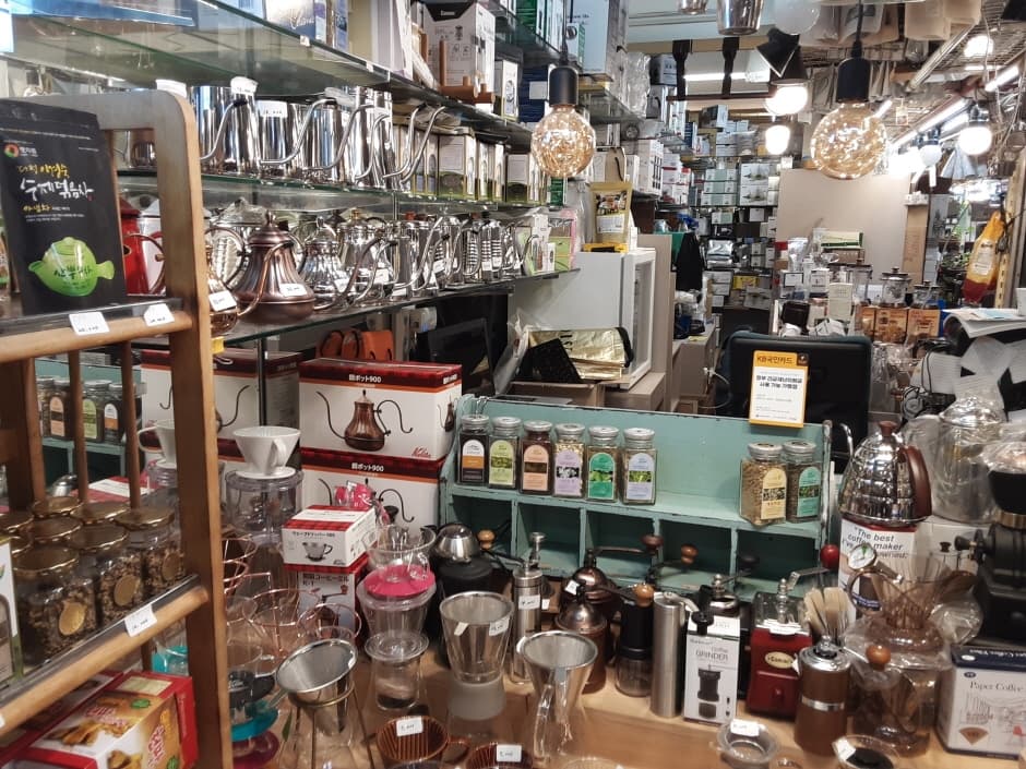 Tea Nara - Renecite Branch [Tax Refund Shop] (티나라 르네시떼)