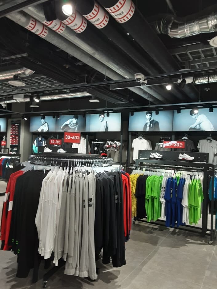 Puma - Paju Premium Outlets Branch [Tax Refund Shop] (푸마 신세계아울렛 파주점)