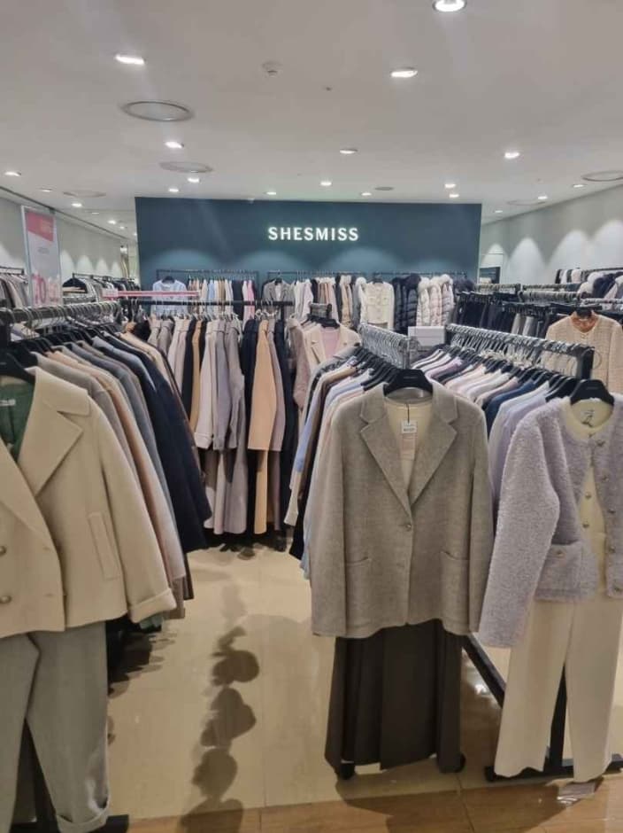 Shesmiss [Tax Refund Shop] (쉬즈미스)