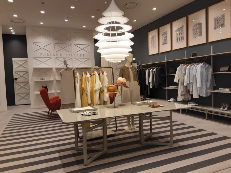 Fabiana Filippi [Tax Refund Shop] (파비아나필리피)