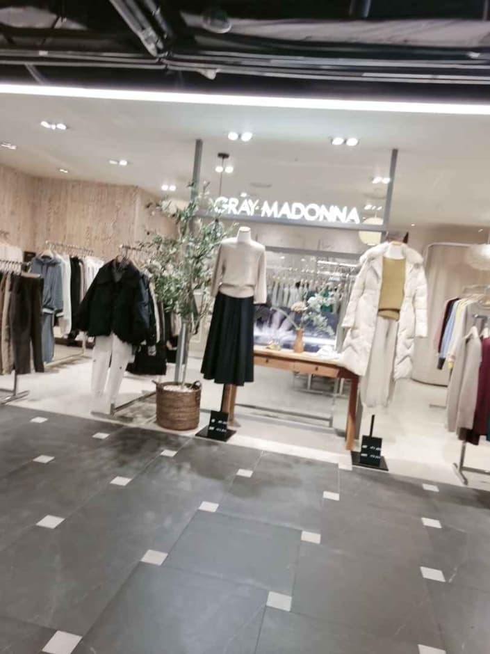 Gray Madonna - NC Singuro Branch [Tax Refund Shop] (그레이마돈나 nc신구로)