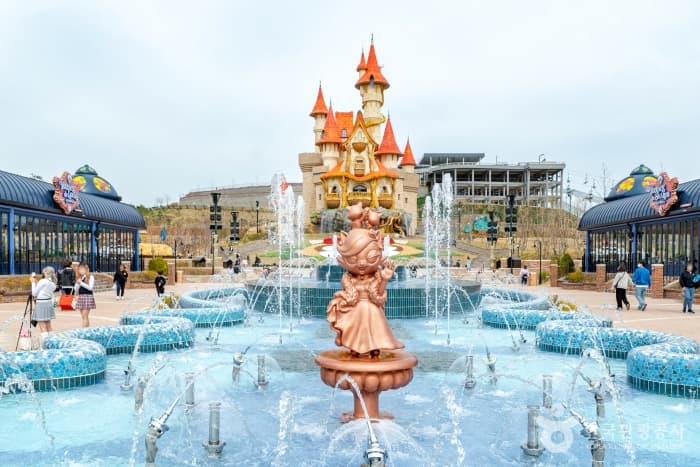 Lotte World Adventure Busan (롯데월드 어드벤처 부산)