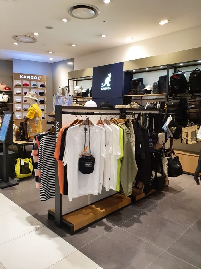Kangol - Lotte Department Store Pyeongchon Branch [Tax Refund Shop] (캉골 롯데백화점평촌점)