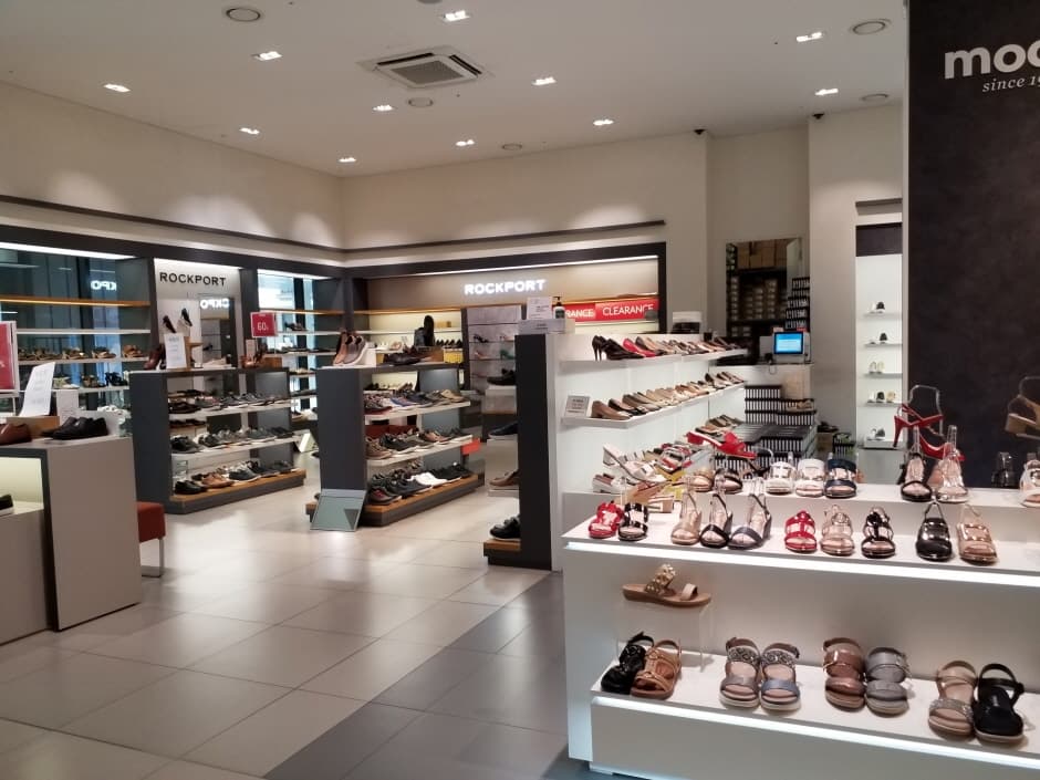 Rockport - Hyundai Outlets Songdo Branch [Tax Refund Shop] (락포트 현대아울렛 송도점)