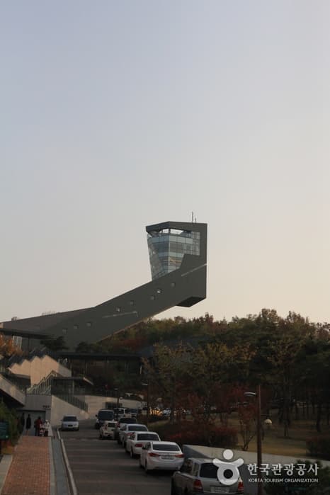 Dream Forest Art Center (꿈의숲 아트센터)