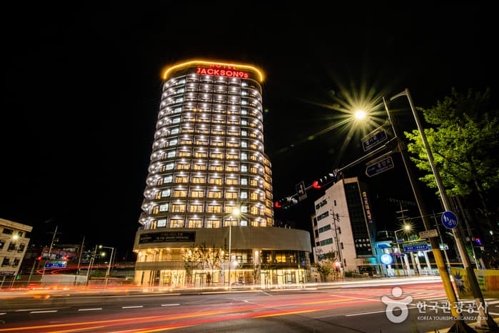 The Jackson9s Hotel (더잭슨나인스호텔)