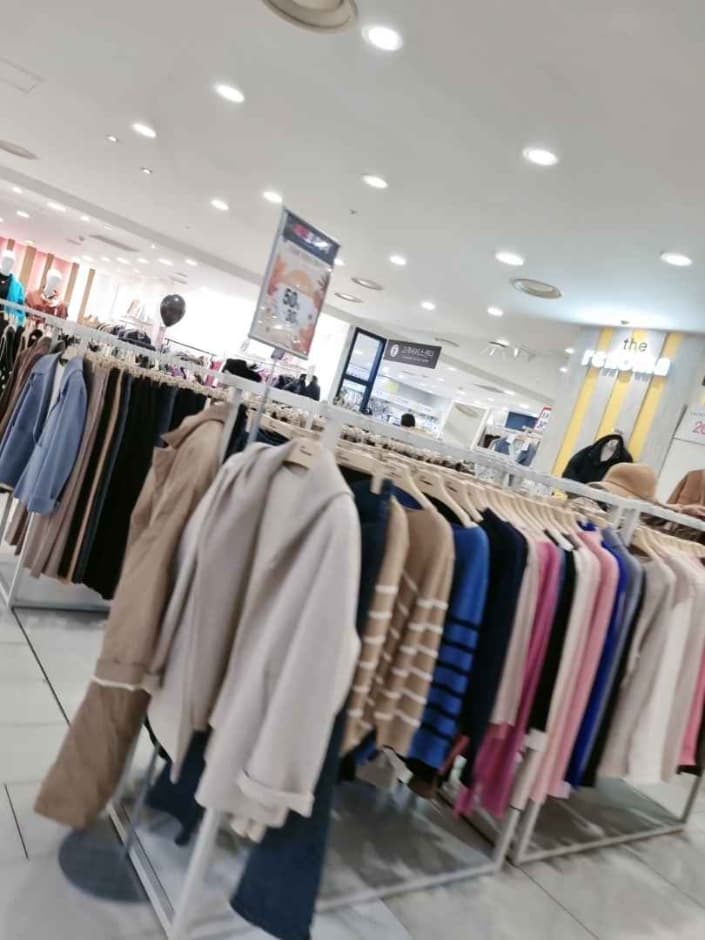 Renoma - Chuncheon M Department Store Branch [Tax Refund Shop] (레노마 춘천M백화점)