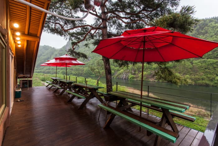 Muju Rafting (무주래프팅)