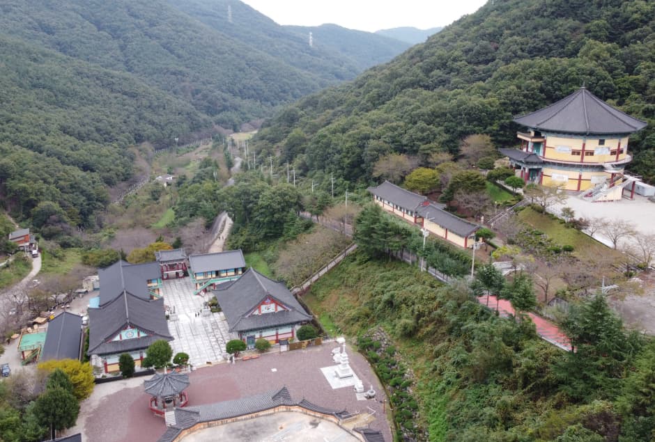 Suamsa Temple (수암사)