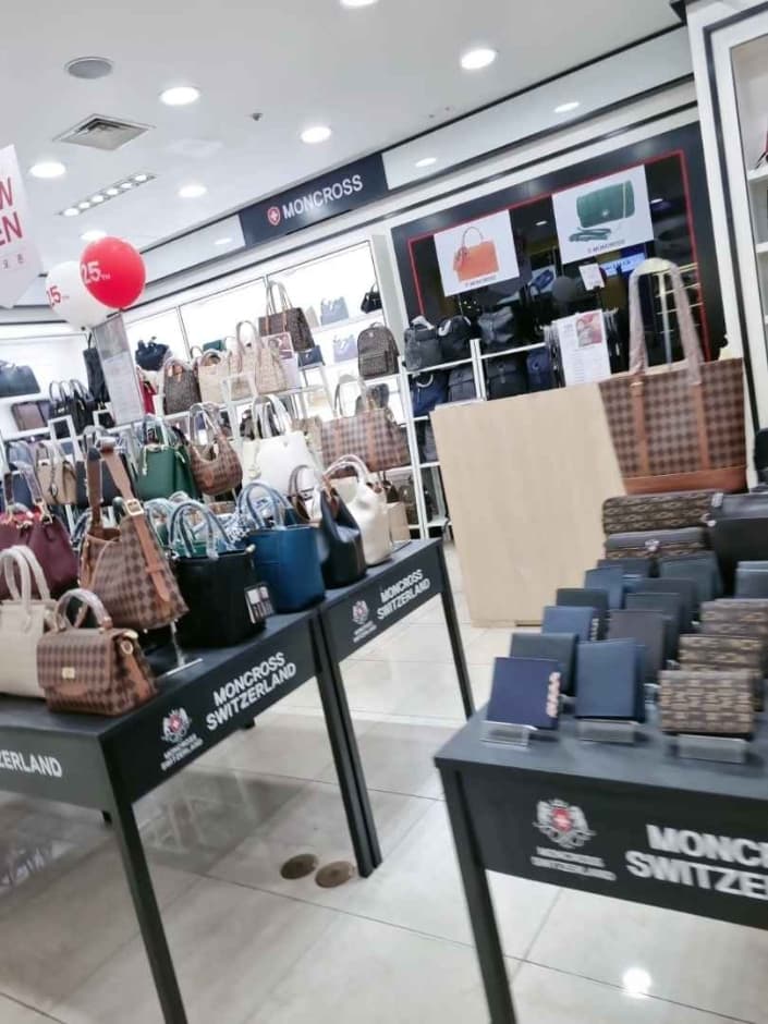 Moncross [Tax Refund Shop] (몽크로스)