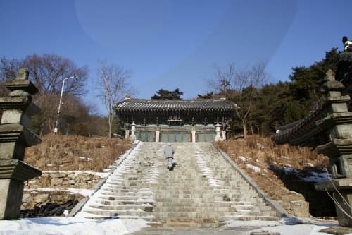Anseong Seoknamsa Temple (석남사(안성))