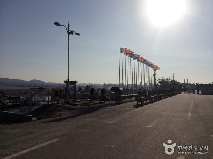 Gunsan Port (군산항)