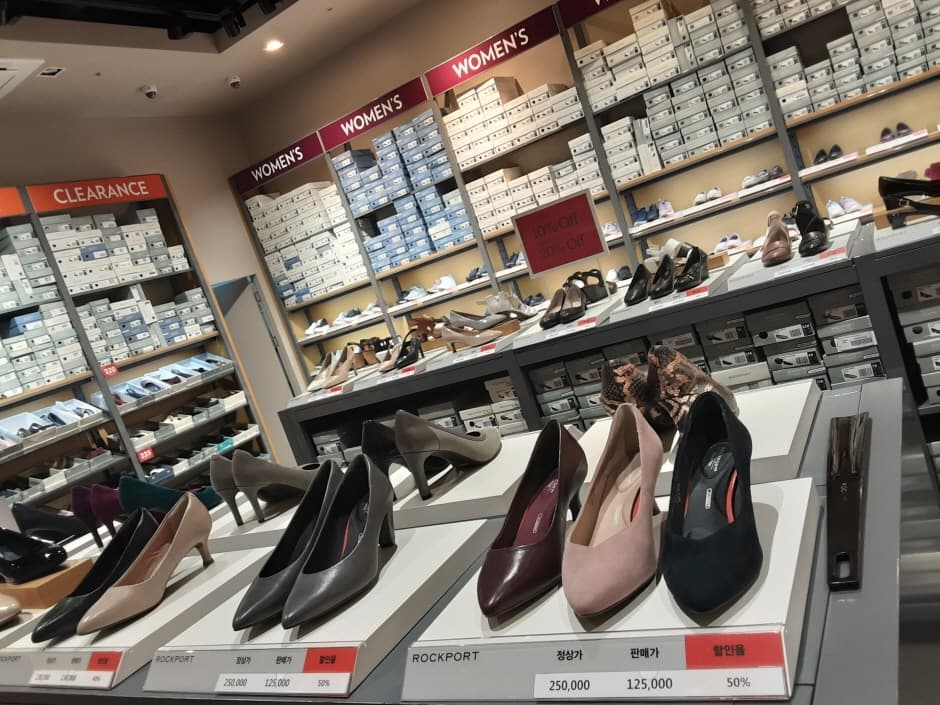 Rockport - Lotte Outlets Paju Branch [Tax Refund Shop] (락포트 롯데아울렛파주점)