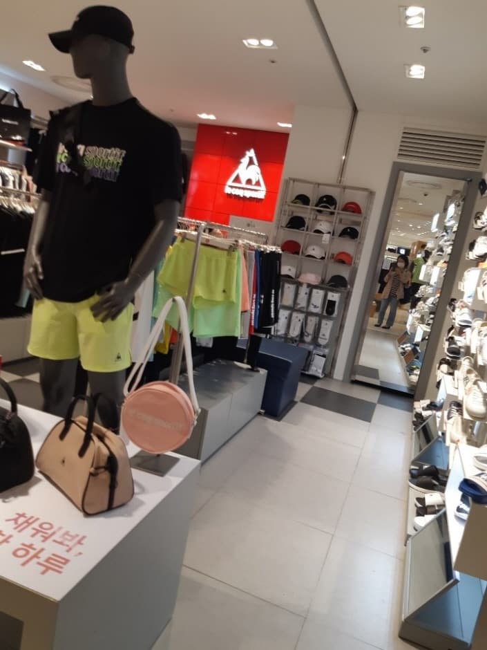 Le Coq Sportif Golf - Lotte Ansan Branch [Tax Refund Shop] (르꼬끄골프 롯데안산)