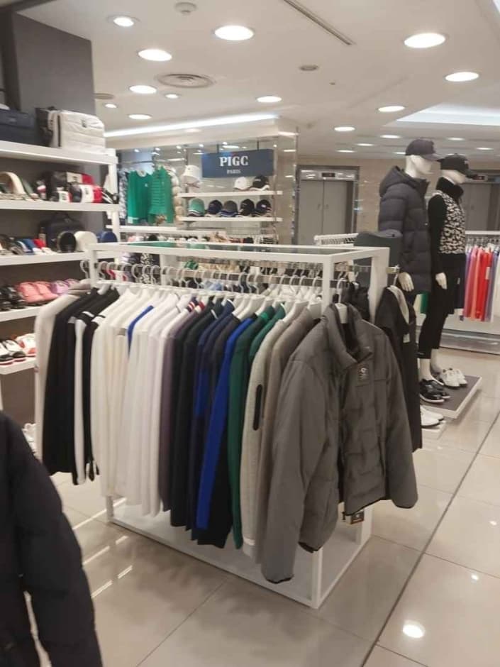 PIGC [Tax Refund Shop] (PIGC)