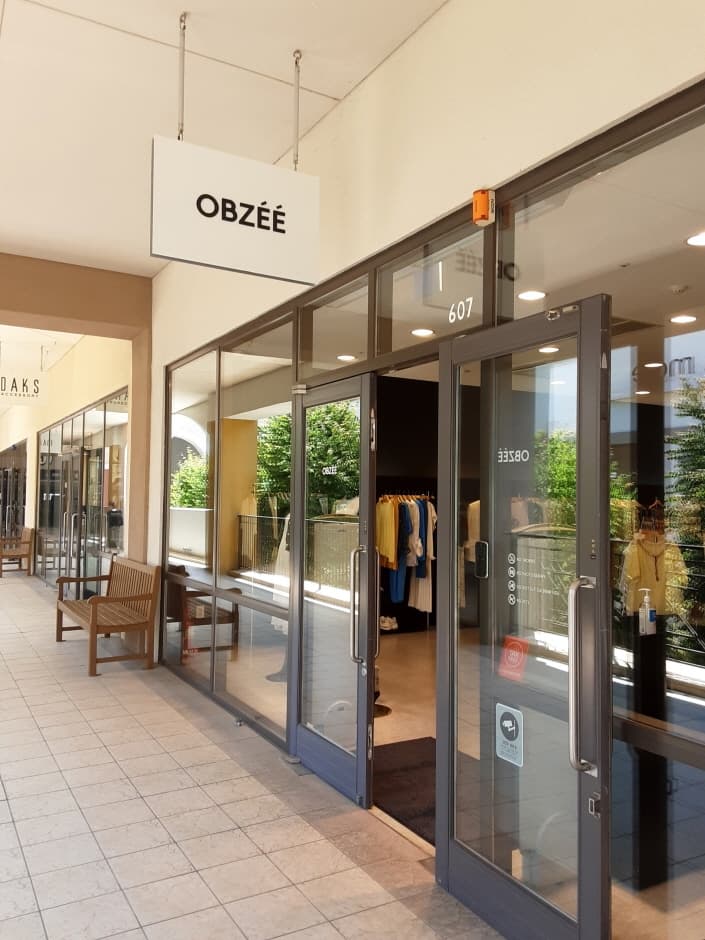 The Handsome Obzee - Shinsegae Paju Branch [Tax Refund Shop] (한섬 오브제 신세계파주)