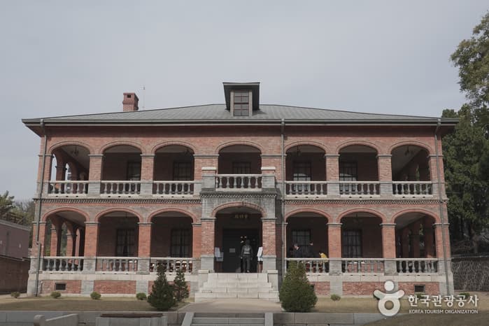 Jungmyeongjeon Hall (중명전)