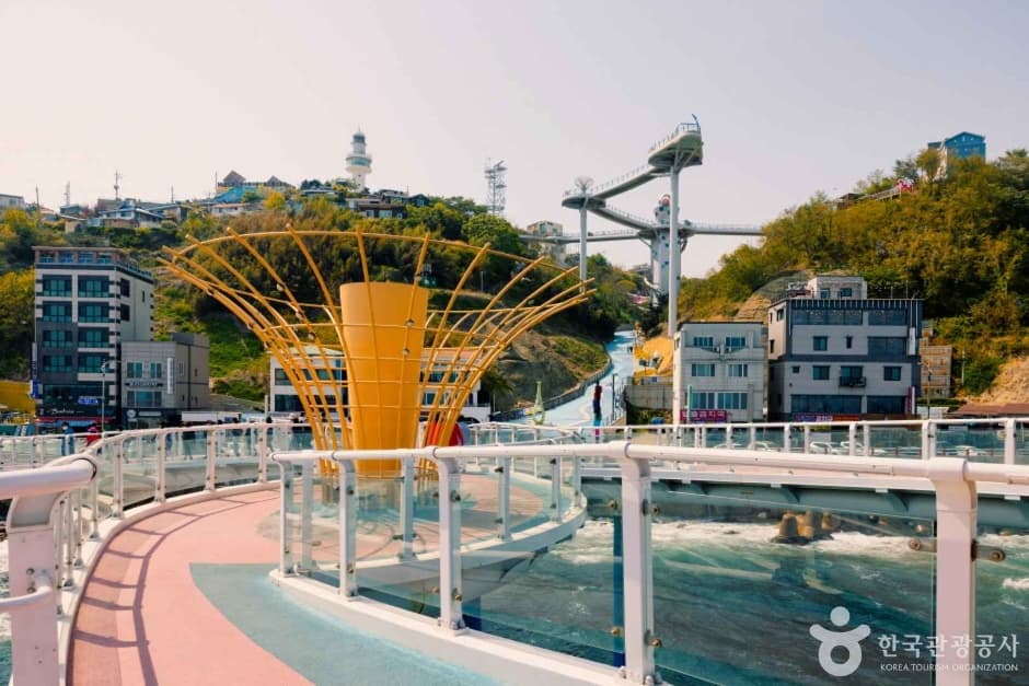 Dojjaebigol Haerang Observatory (도째비골 해랑전망대)