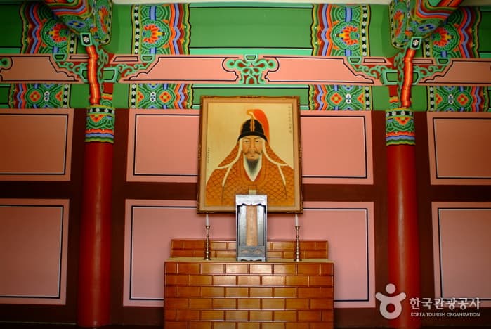 Historical site of General Chung Ki-ryong (Chunguisa Temple) (정기룡장군 유적지(충의사))