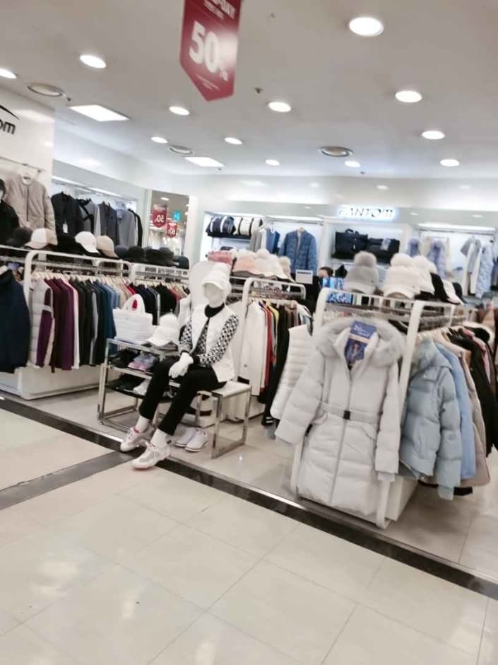 Fantom - Newcore Sanbon Branch [Tax Refund Shop] (팬텀 뉴코아 산본점)