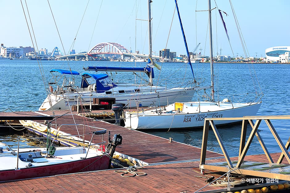 Sokcho Marina (속초마리나)